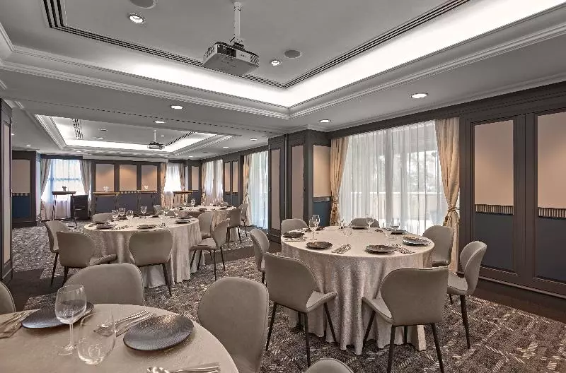 Vibe Hotel Singapore Orchard