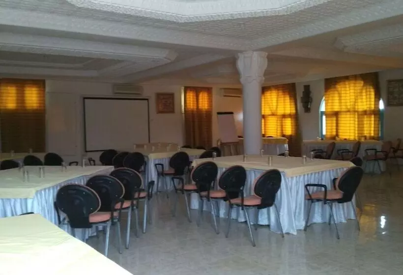 Отель Jugurtha Palace