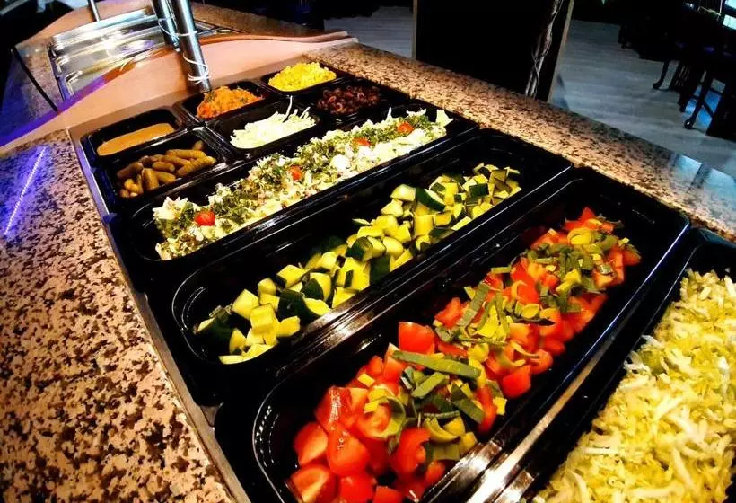 בית מלון כפרי The Grand Karhu