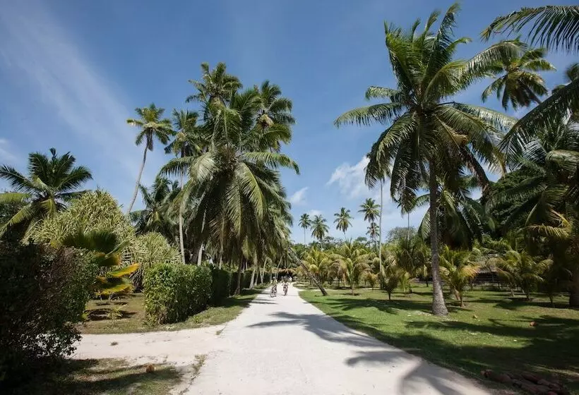 هتل La Digue Island Lodge