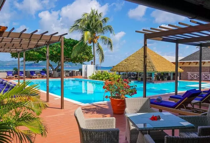 هتل La Digue Island Lodge