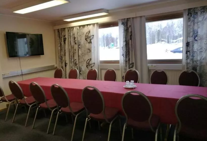 בית מלון כפרי Li Puustelli Lieksa