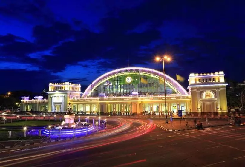 Mandarin Hotel Managed By Centre Point
