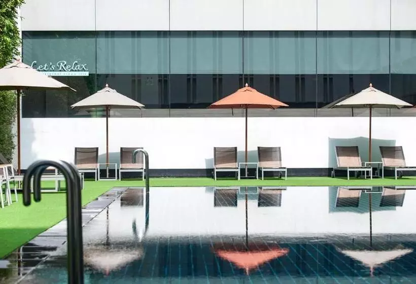 Mandarin Hotel Managed By Centre Point