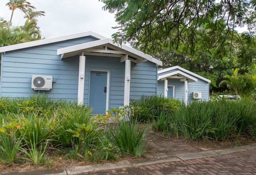 בית מלון כפרי Premier Splendid Inn Bayshore