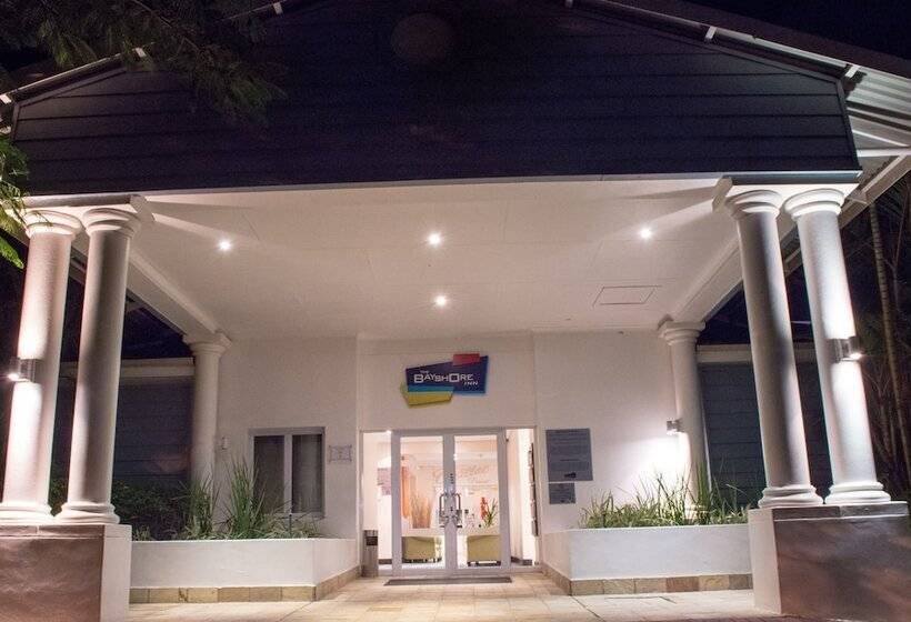 בית מלון כפרי Premier Splendid Inn Bayshore