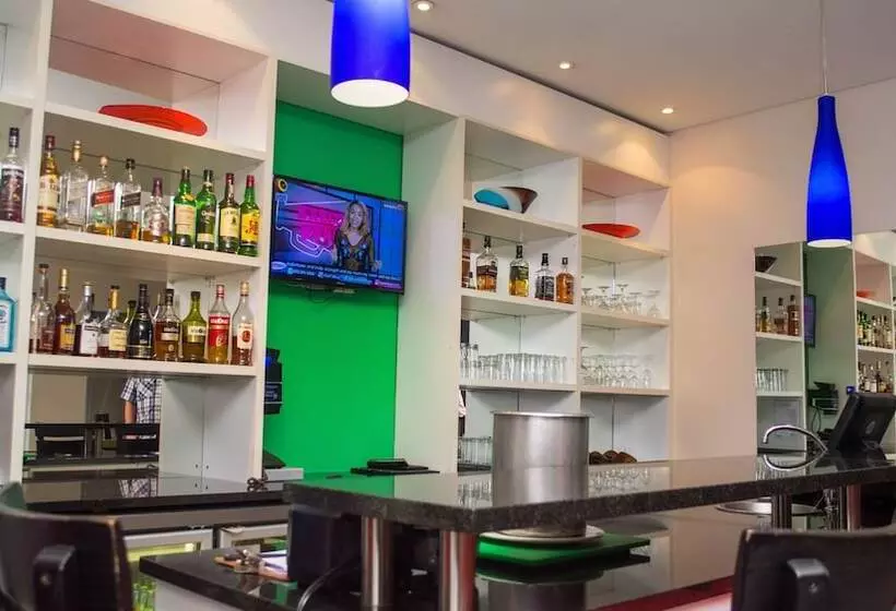 ホテル Premier Splendid Inn Bayshore