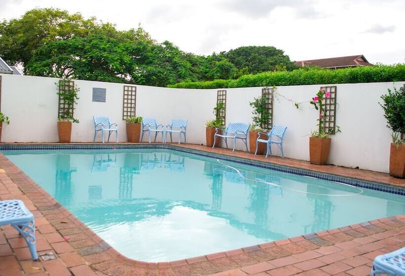 בית מלון כפרי Premier Splendid Inn Bayshore