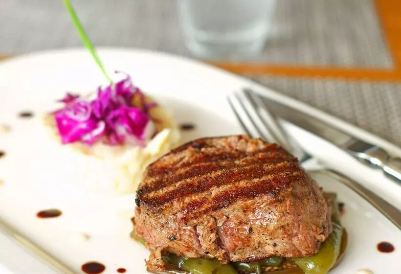 هتل Radisson Blu Mammy Yoko