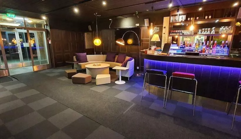 Samantta Hotel & Restaurant