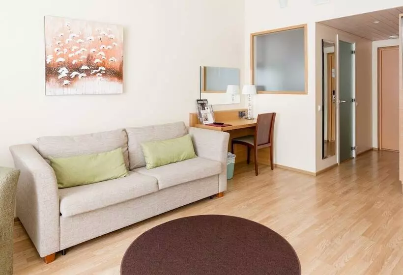 Samantta Hotel & Restaurant