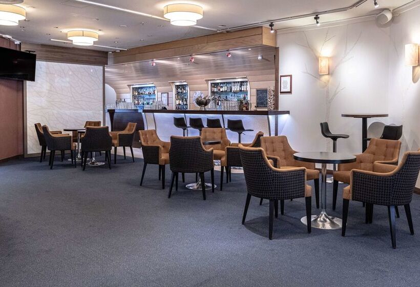 ホテル Scandic Laajavuori