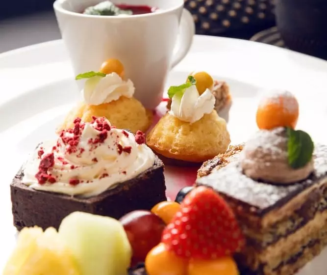 The Maslow Hotel, Sandton