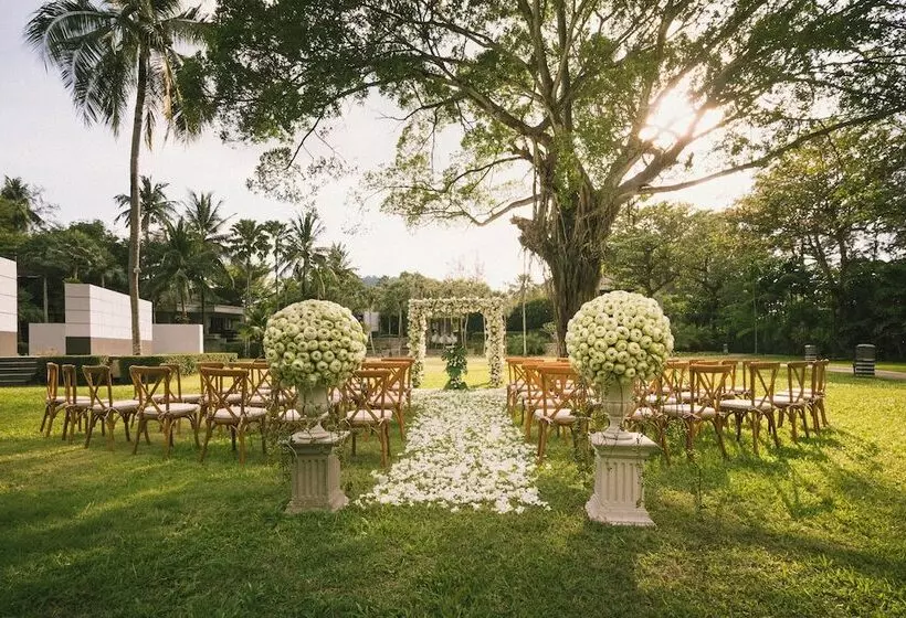 Otel The Slate Phuket