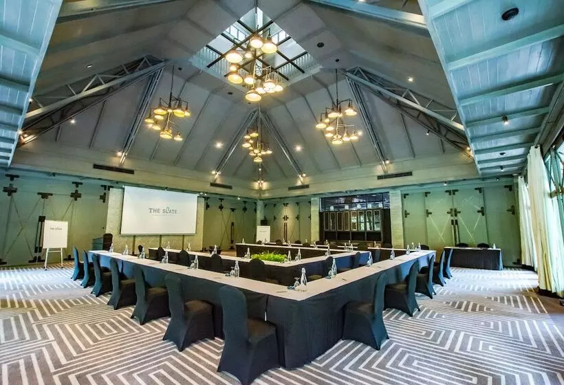 Otel The Slate Phuket