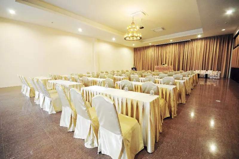 Отель Tropicana Pattaya