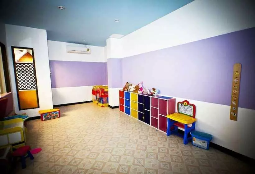 Отель Tropicana Pattaya