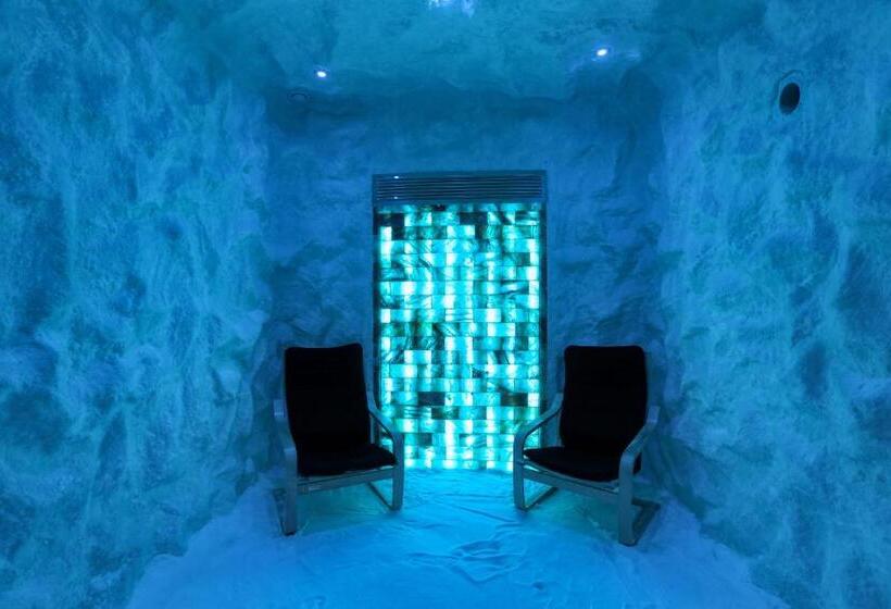 Almira Hotel Thermal Spa & Convention Center