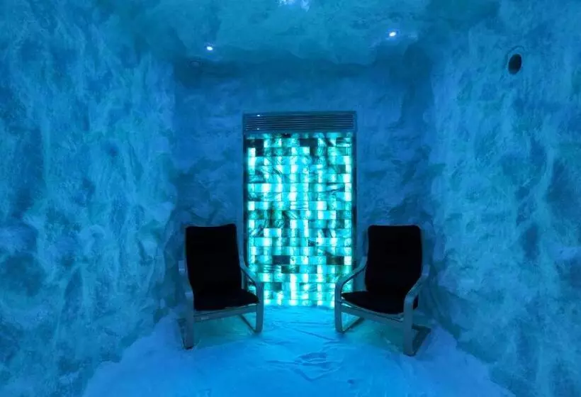 Almira Hotel Thermal Spa & Convention Center