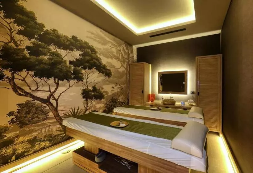 Almira Hotel Thermal Spa & Convention Center