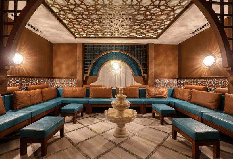 Almira Hotel Thermal Spa & Convention Center