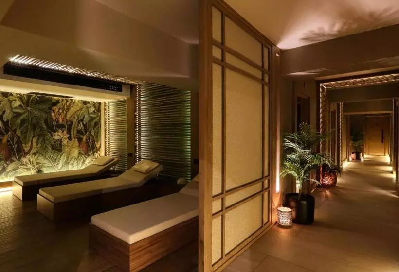 Almira Hotel Thermal Spa & Convention Center