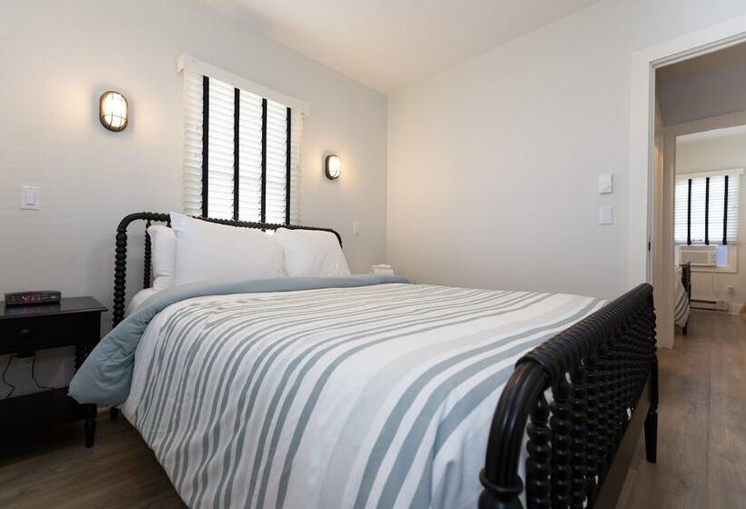 בית מלון כפרי Alpine Resort