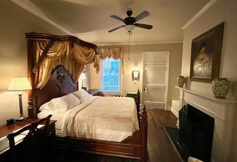 ホテル Anchuca Historic Mansion & Inn