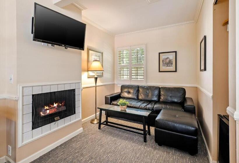 هتل Apple Farm Inn