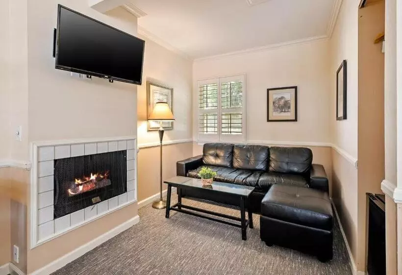 酒店 Apple Farm Inn