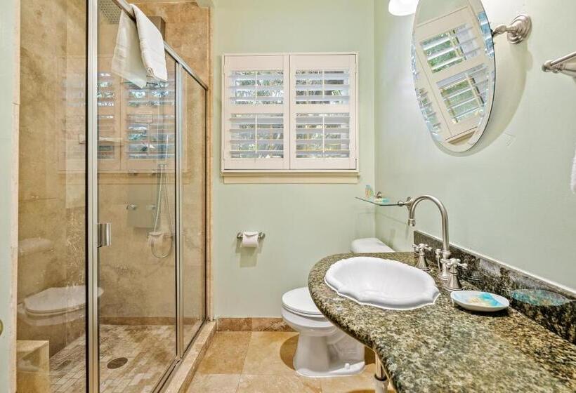 هتل Apple Farm Inn