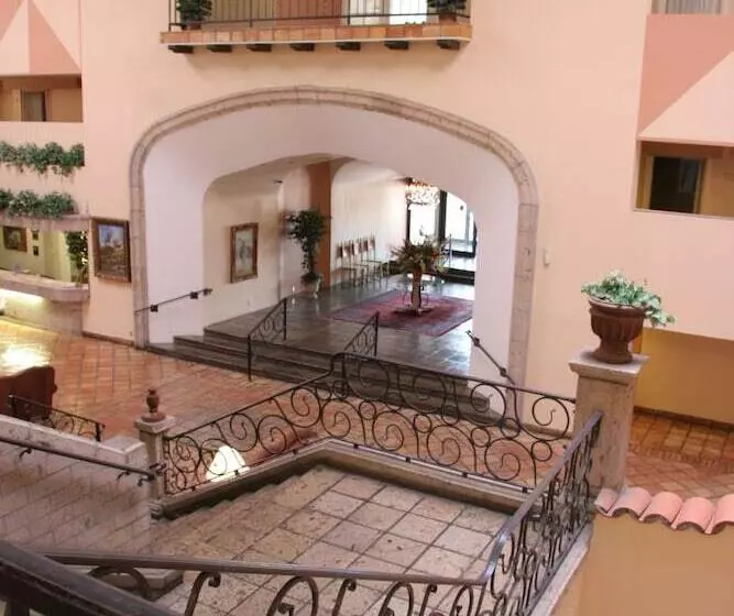 Отель Barcelona Suites