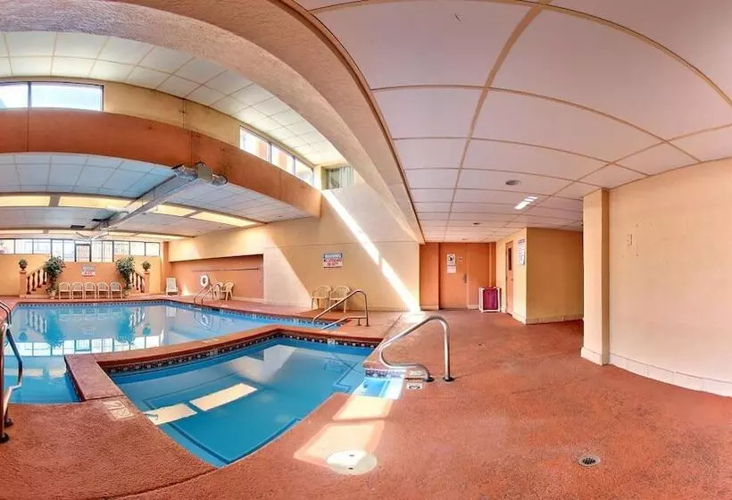 Отель Barcelona Suites