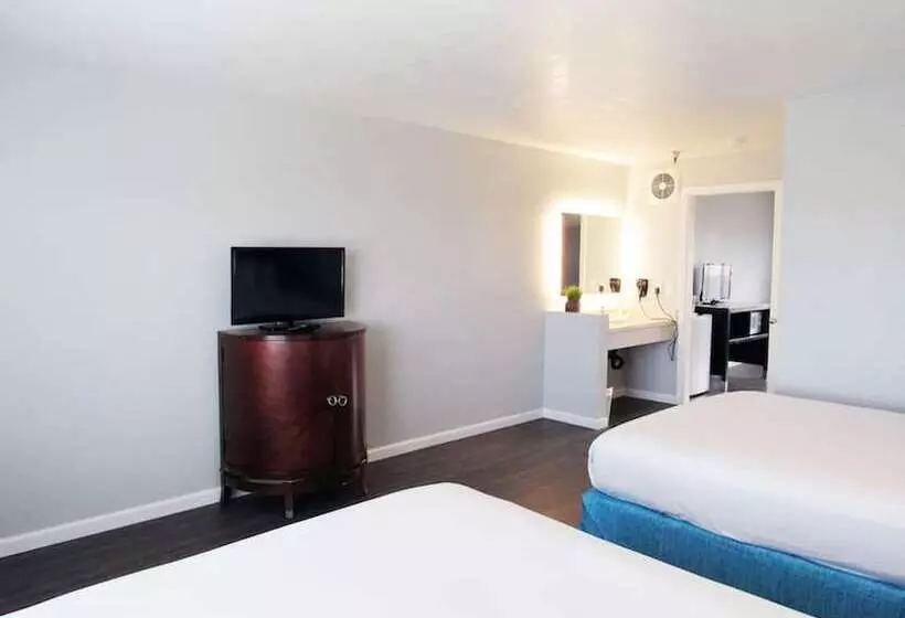 호텔 Capri Suites Anaheim