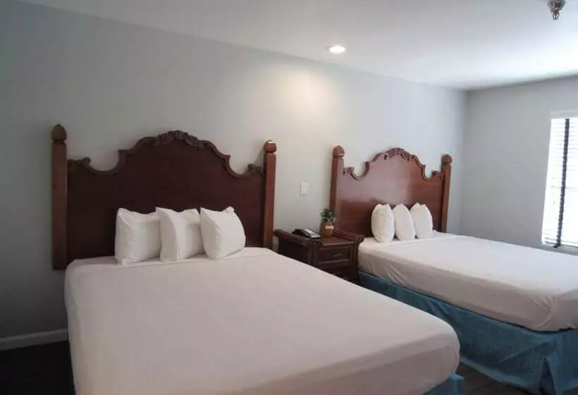 호텔 Capri Suites Anaheim