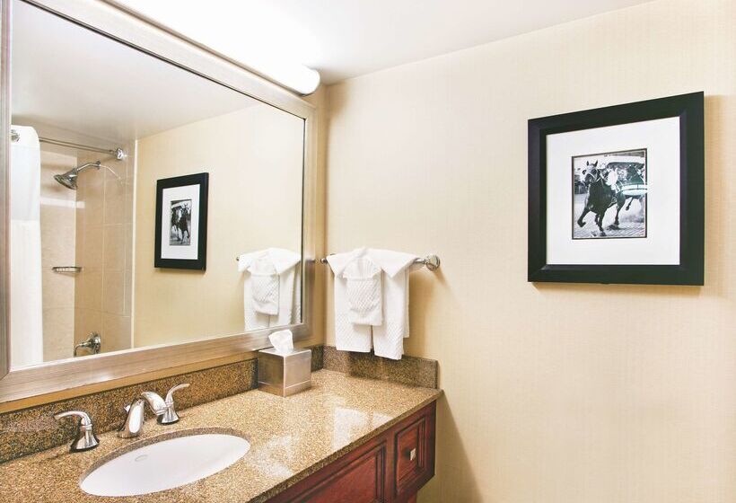 호텔 Doubletree By Hilton Baltimore North Pikesville