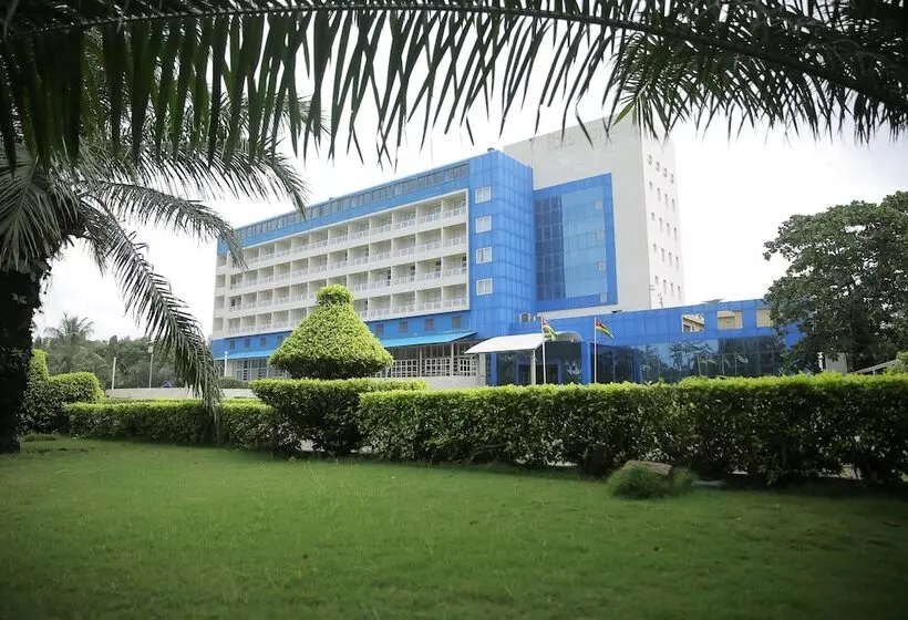 Отель Ecole Lebenin