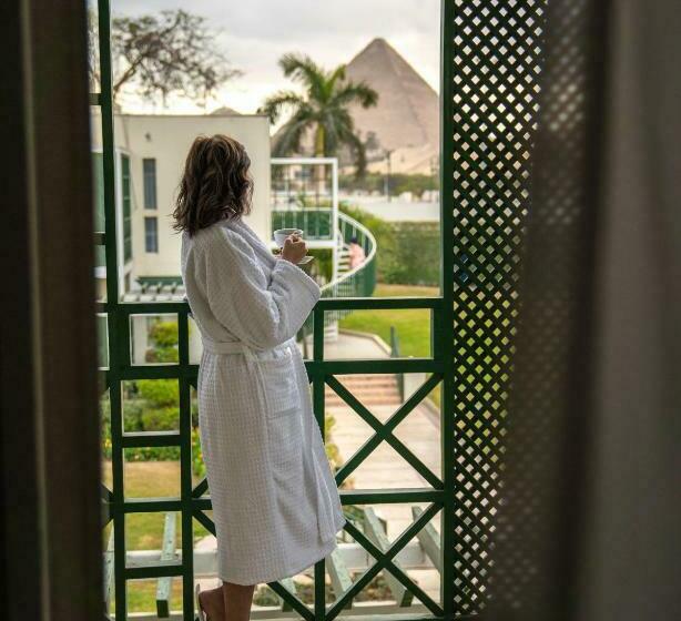 هتل Mercure Cairo Le Sphinx