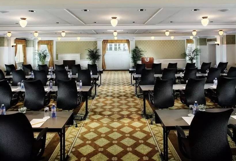 فندق Omni Bedford Springs Resort & Spa