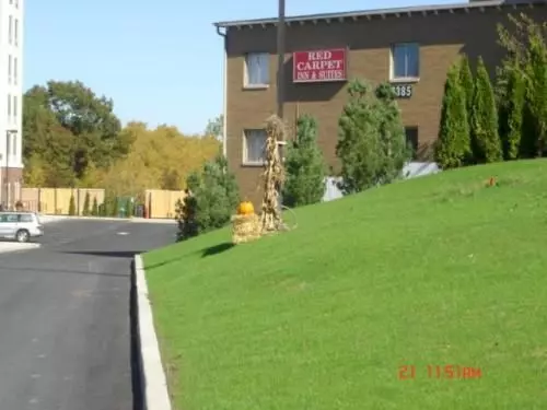 Отель Red Carpet Inn & Suites Albany