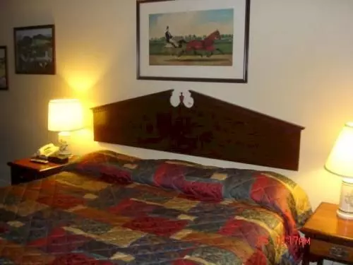 Отель Red Carpet Inn & Suites Albany