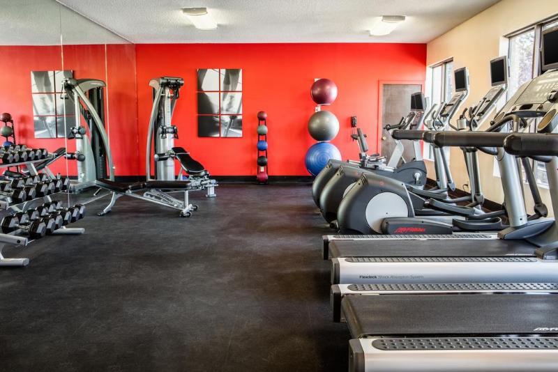 Delta Hotels By Marriott Helena Colonial