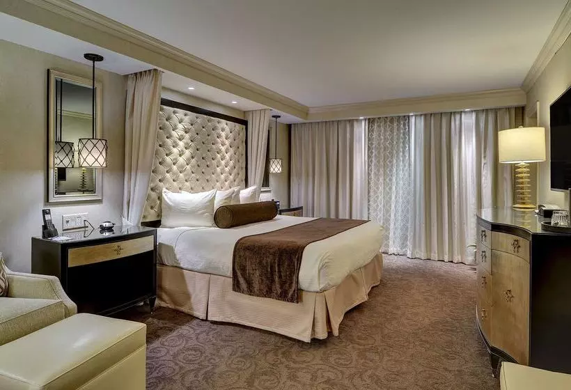 Eden Resort And Suites, Bw Premier Collection