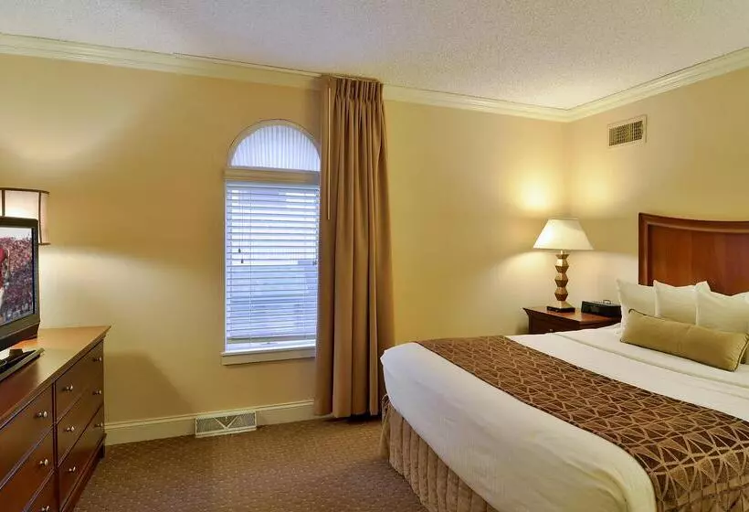 Eden Resort And Suites, Bw Premier Collection