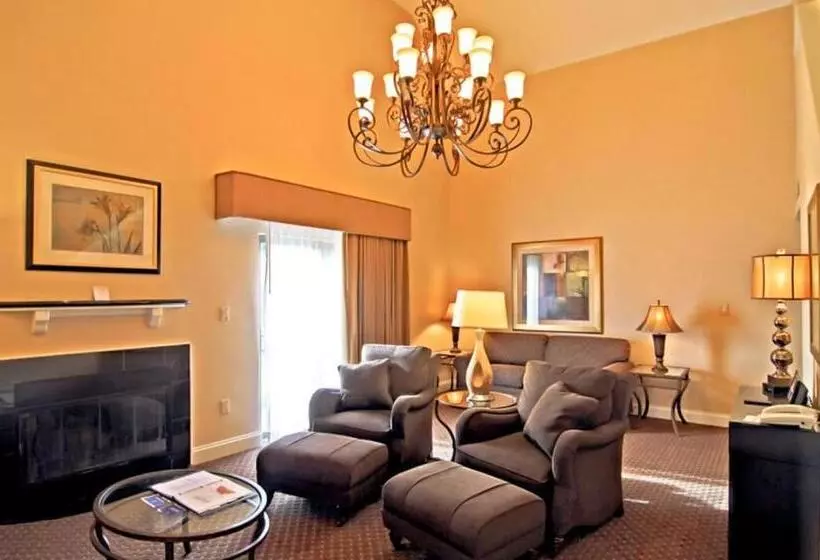 Eden Resort And Suites, Bw Premier Collection