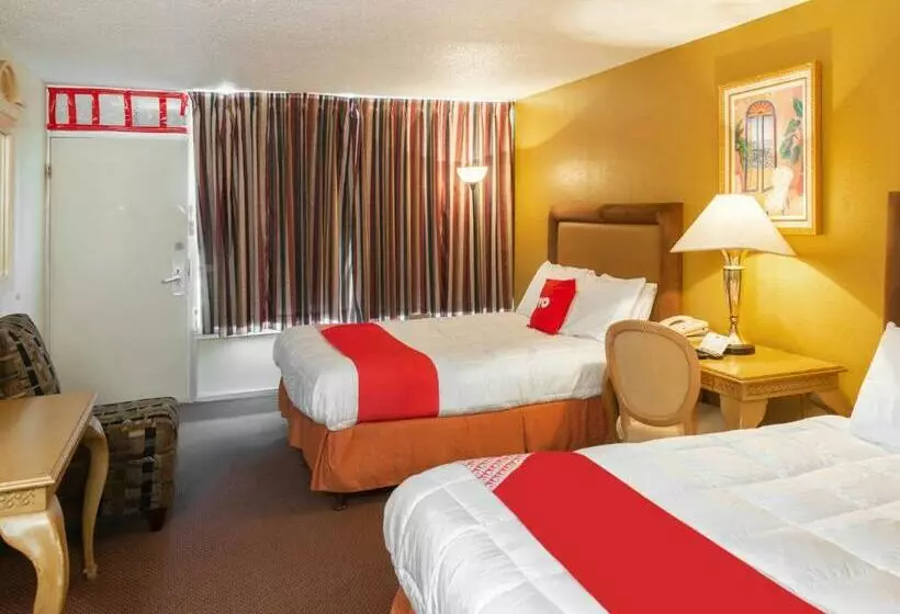 Szálloda Ambassador Inn