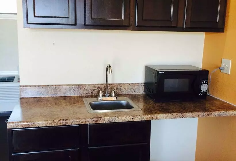 فندق Americas Best Value Inn Texarkana