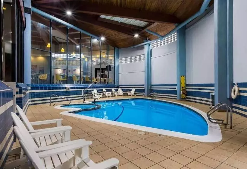 فندق Best Western Bordentown Inn