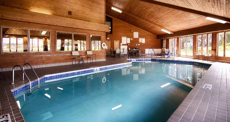 בית מלון כפרי Best Western Maritime Inn