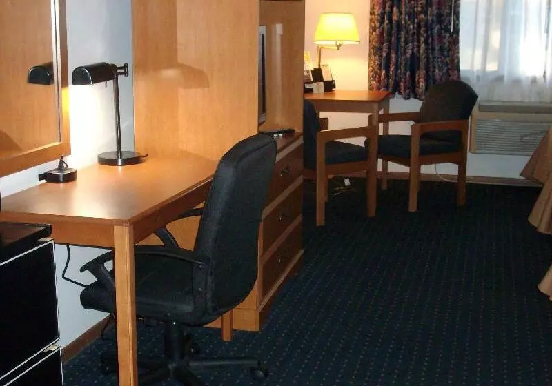 בית מלון כפרי Best Western Maritime Inn